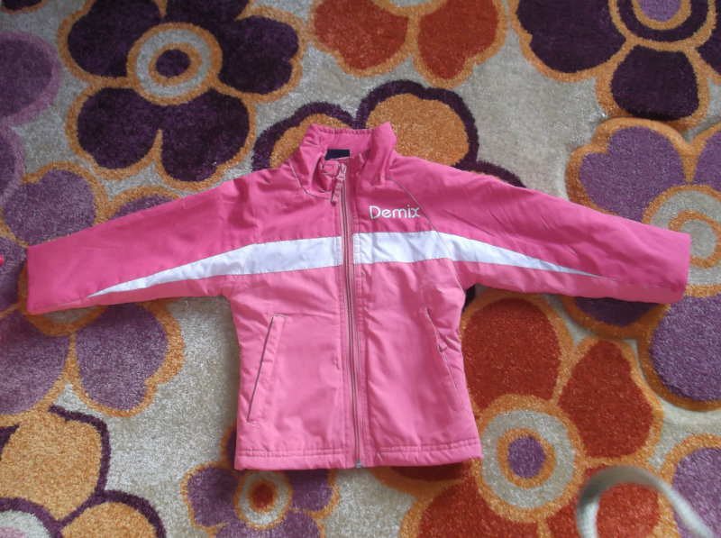 Продам: Новая спортивная куртка Demix, 3-4 года