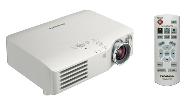 Продам: проектор  Panasonic PT-AX 200E