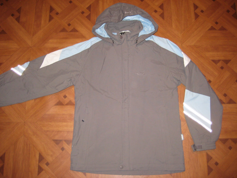 Продам: REIMA лёгкая куртка для мальчика р.140