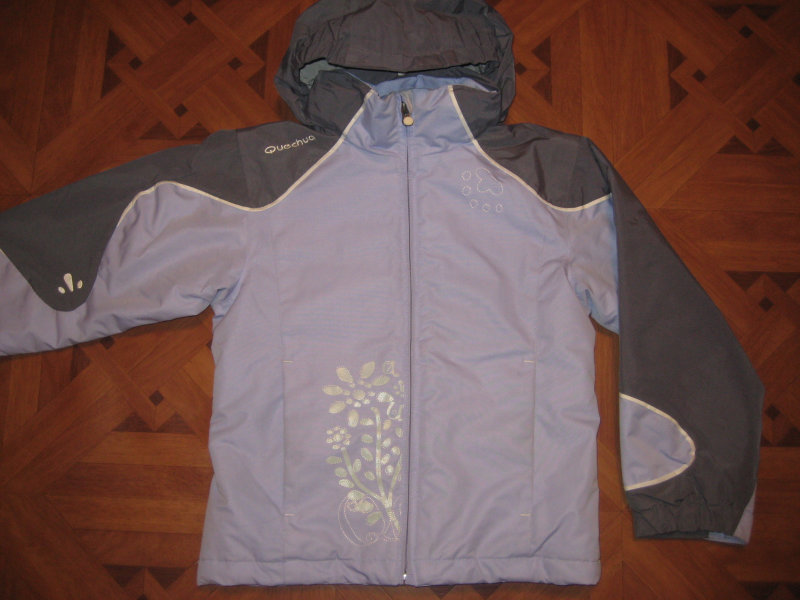 Продам: Мембранная куртка для девочки.р.122-133