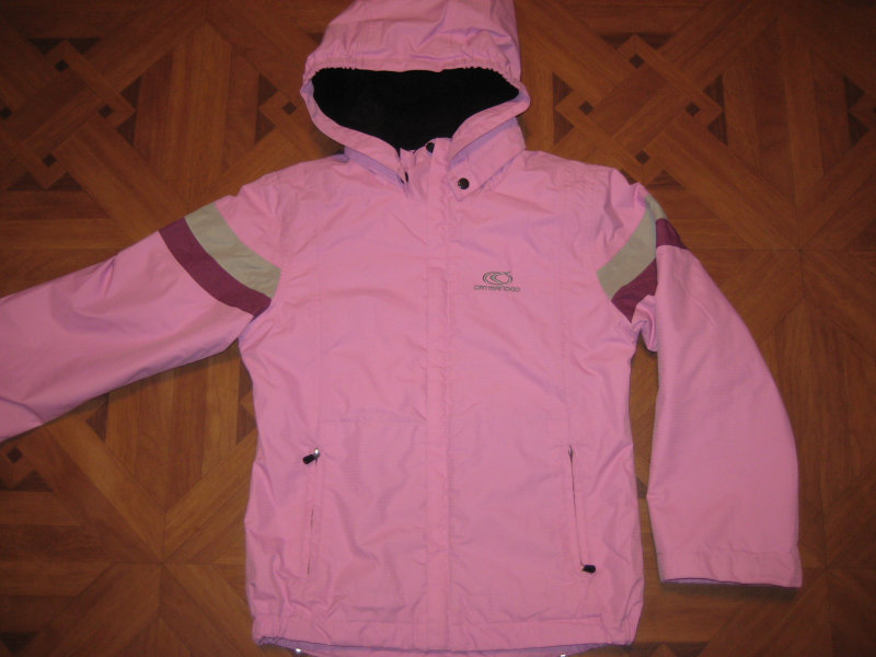 Продам: Финская дем-ая куртка на дев. р 128-134