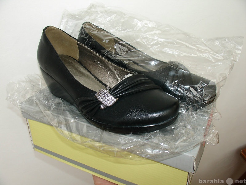 Продам: Туфли женские новые