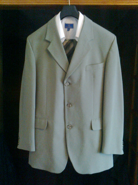 Продам: продам костюм мужской, размер 48