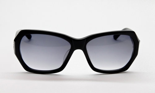 Продам: Продаю солнцезащитные очки Roberto Caval