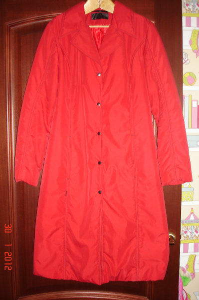 Продам: Пальто демисезонное 44 размер