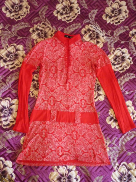 Продам: красное платье