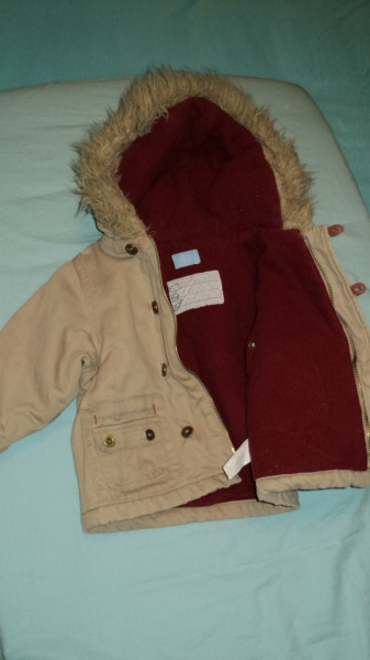 Продам: курточка для девочки или мальчика
