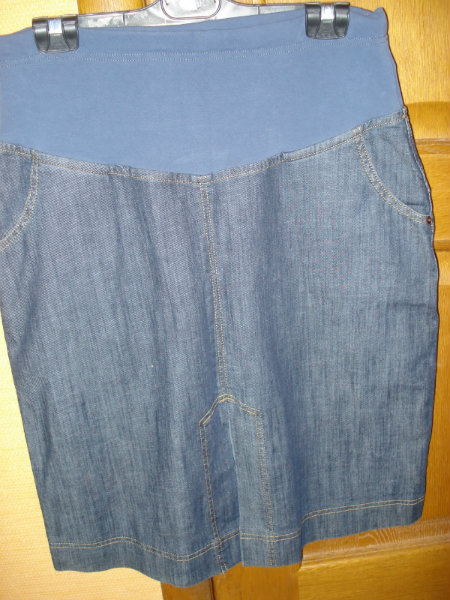 Продам: новая джинсовая юбка