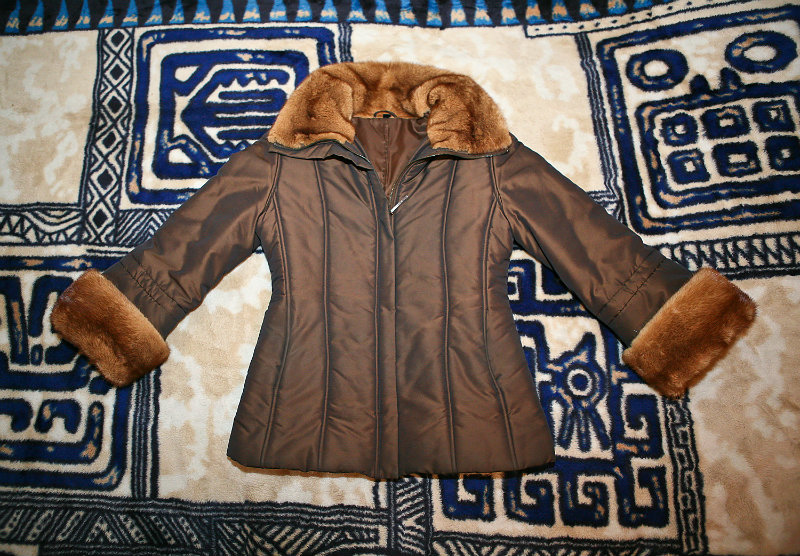 Продам: куртка зимняя с норкой