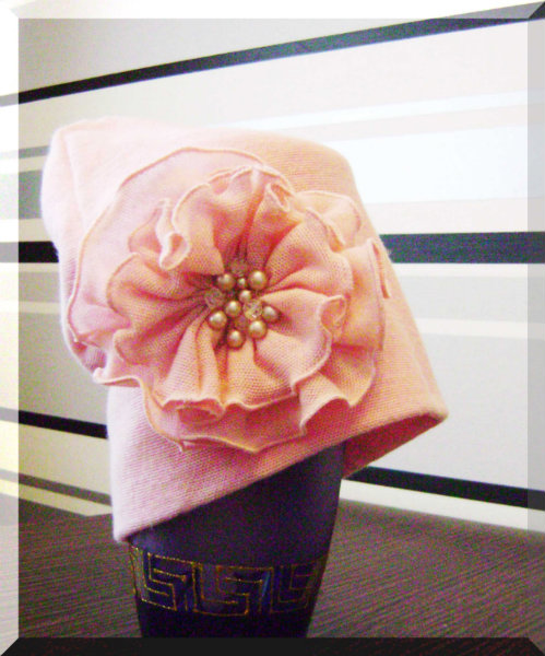 Продам: Женские шапочки ручной работы