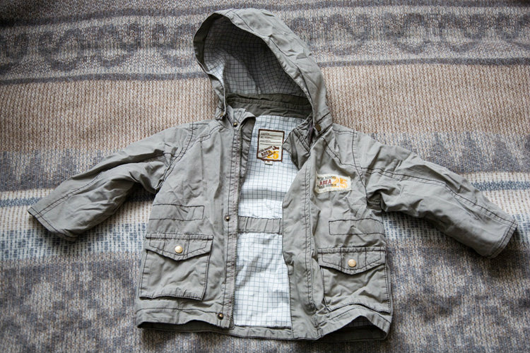 Продам: Куртка детская осень - весна