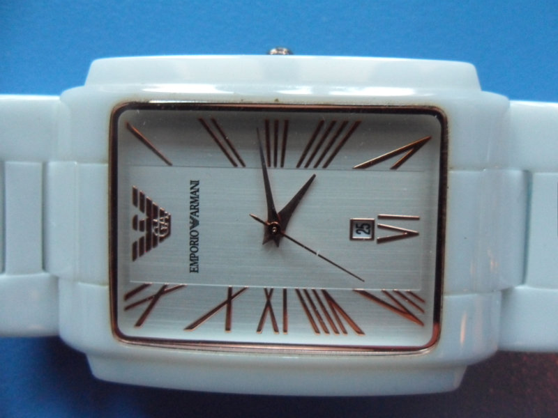 Продам: Часы Женские EMPORIO ARMANI Керамика