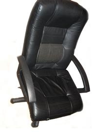 Продам: Кресло офисное кожа
