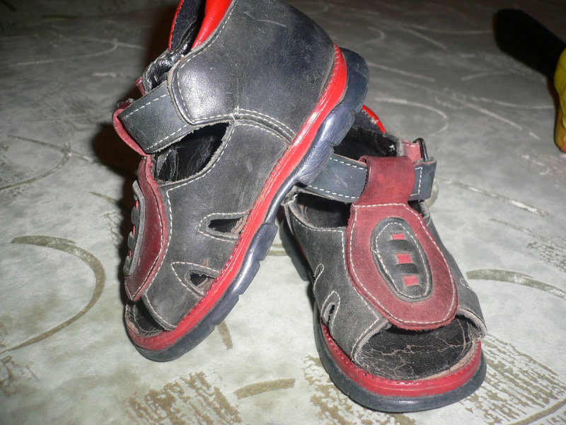 Продам: продам сандалики
