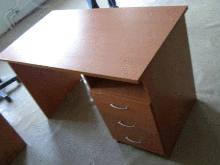 Продам: стол офисный с встроенной тумбой
