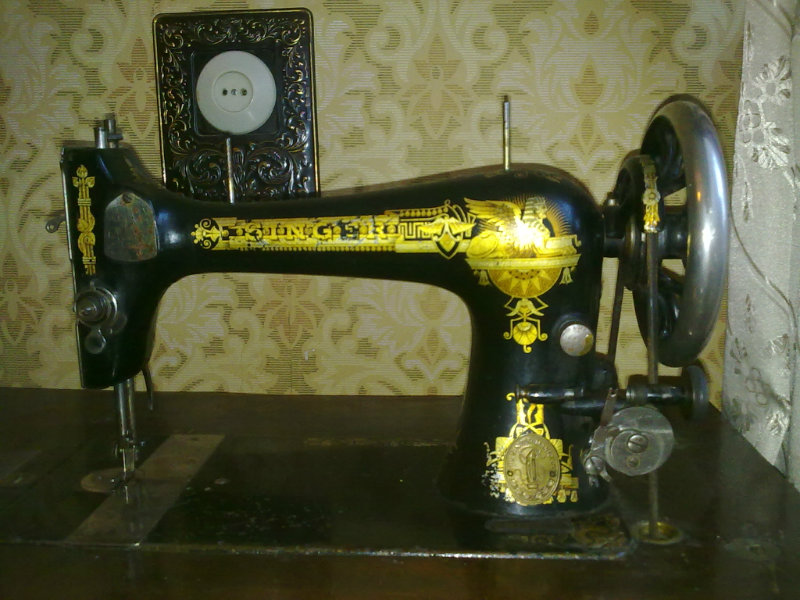 Продам: Продам швейную машинку Singer 1906г.