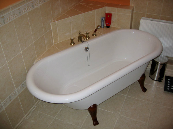 Продам: Ванна акриловая 600x450, премиум серия