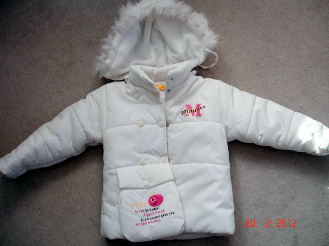 Продам: Куртка для девочки 5 лет, весеняя