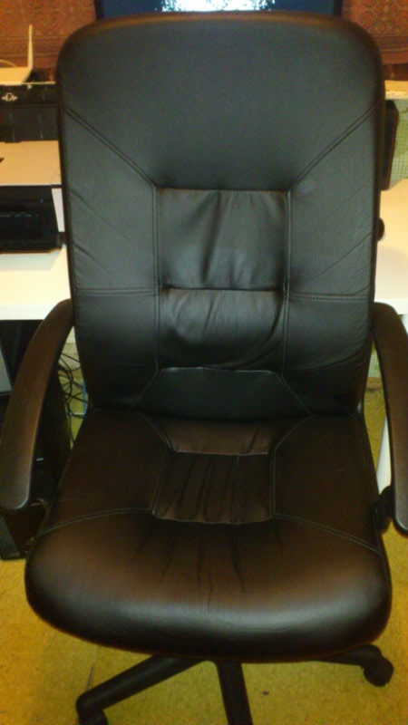 Продам: Кресло черное "вернер" - ikea