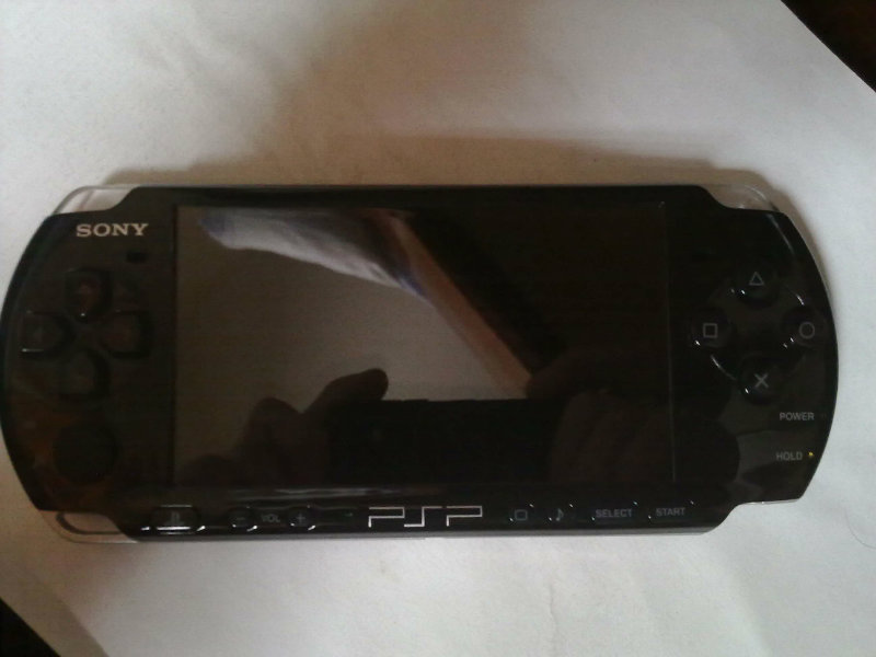 Продам: PSP 3008 (Прошитая)