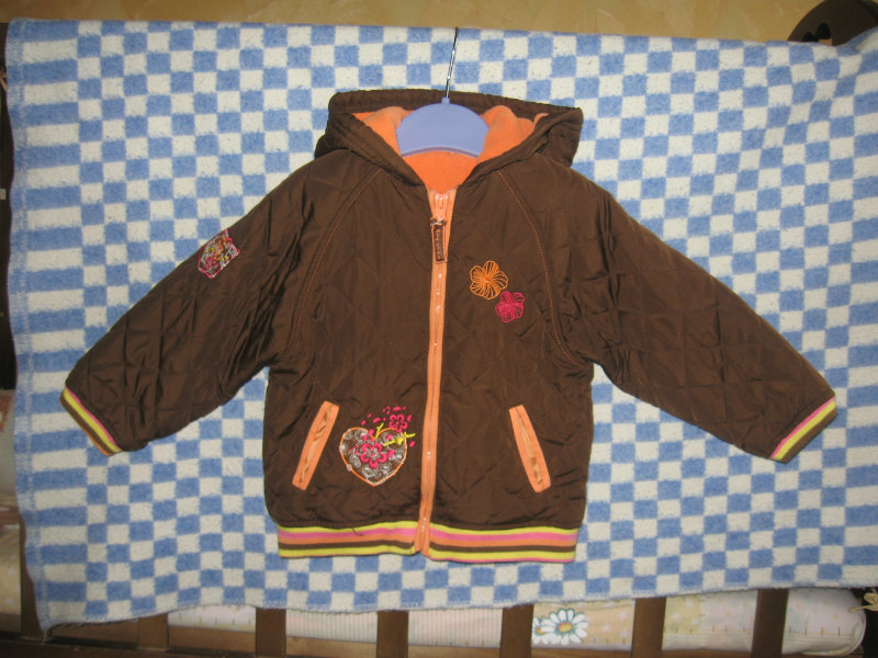 Продам: курточка для девочки