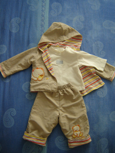 Продам: Детский комплект-куртка,брюки,толстовка
