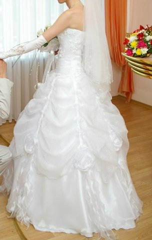 Продам: Свадебное платье напрокат