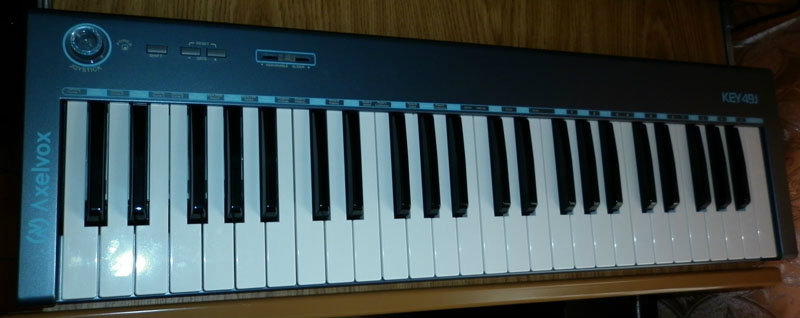 Продам: MIDI-клавиатуру AXELVOX KEY49J