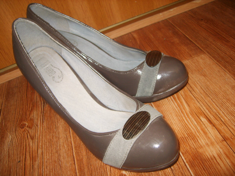 Продам: Туфли серые Lianne