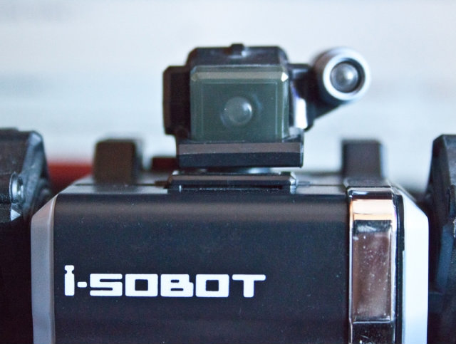 Продам: iSobot — радиоуправляемый робот-гуманойд