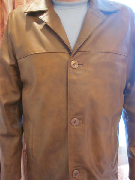 Продам: кожаный пиджак,р54