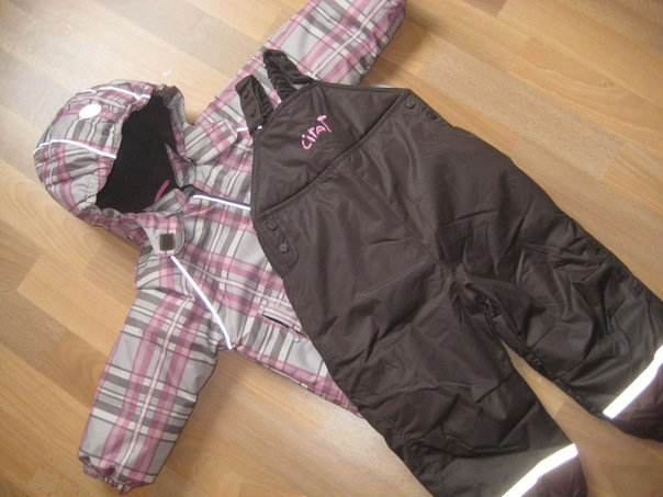 Продам: демисезонный комплект (куртка, полукомб)
