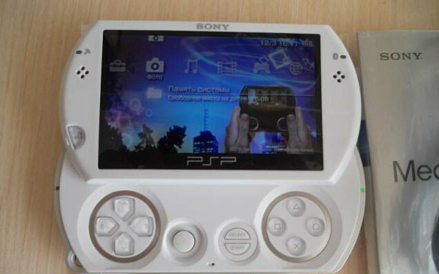 Продам: Sony PSP GO