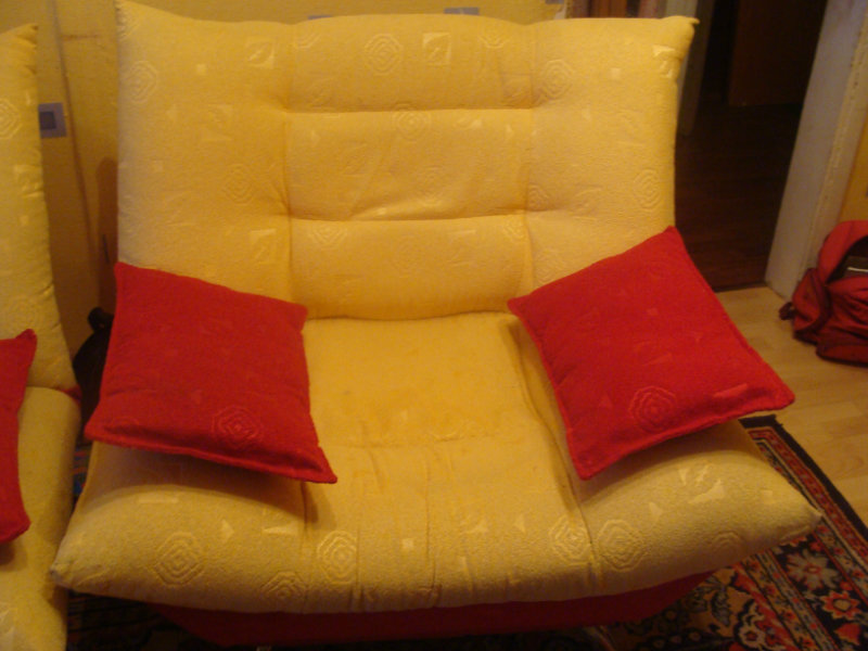 Продам: мягкая мебель, диван +2 кресла