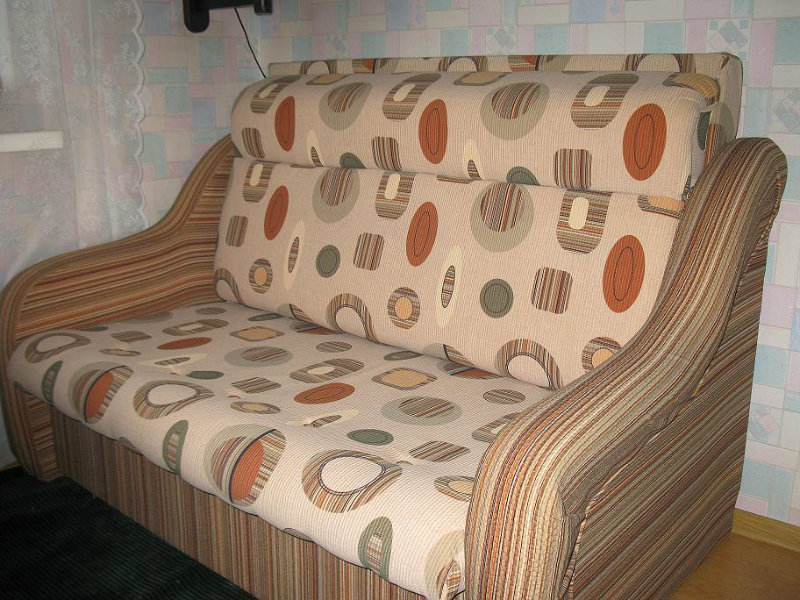 Продам: диван новый
