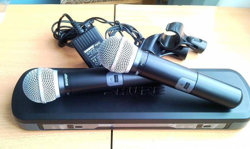 Продам: Радиомикрофон SHURE PG288/PG58