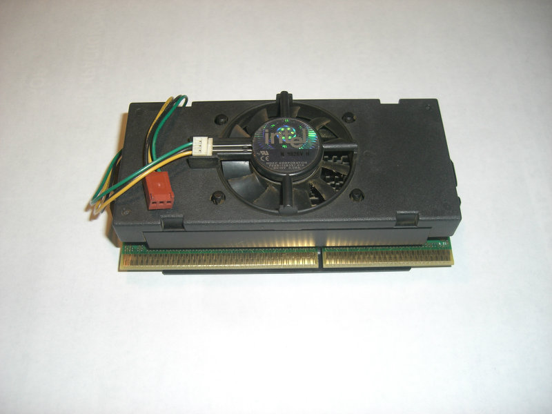 Продам: Intel Pentium 450