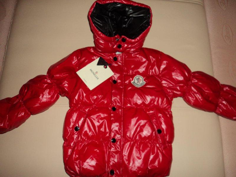 Продам: куртка Moncler