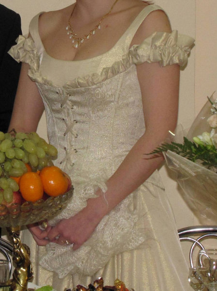 Продам: Свадебное Платье И Аксессуары Р. 42-46