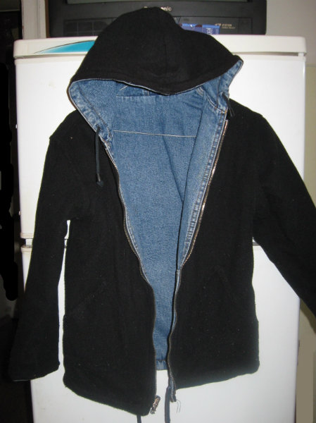 Продам: Куртка джинсовая двухсторонняя