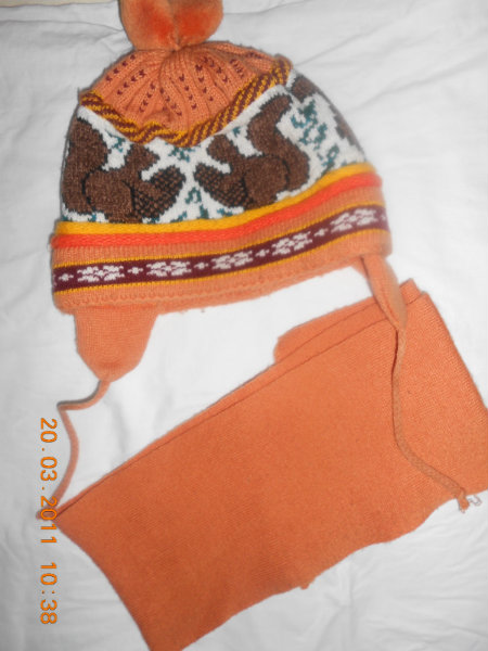 Продам: Шапка и шарф для ребенка 1-3года