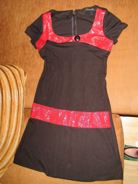 Продам: платья и блузка 42-44(46)