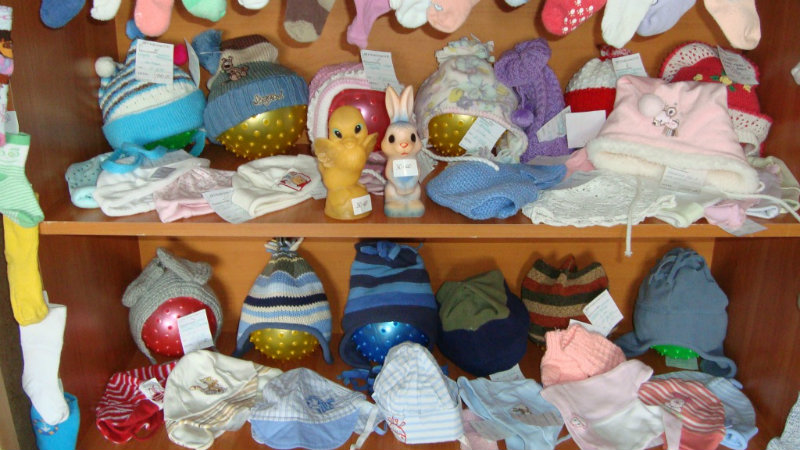 Продам: детские шапочки осень,зима