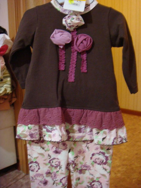 Продам: костюм на девочку (платье, легинсы)