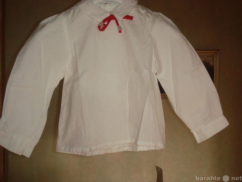 Продам: Рубашка для девочки белая