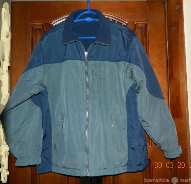 Продам: Куртка-ветровка на 11-13 лет