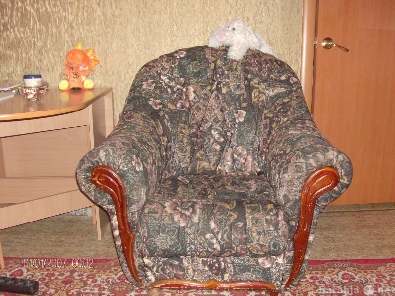 Продам: одно кресло