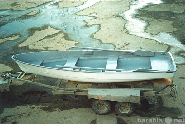 Продам: пластиковую лодку