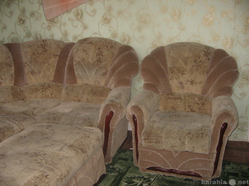Продам: мягкий углок диван и кресло