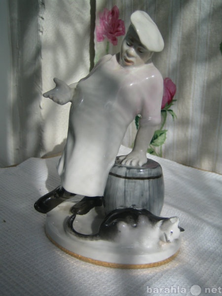 Продам: Фарфоровая статуэтка-Кот и Повар-
